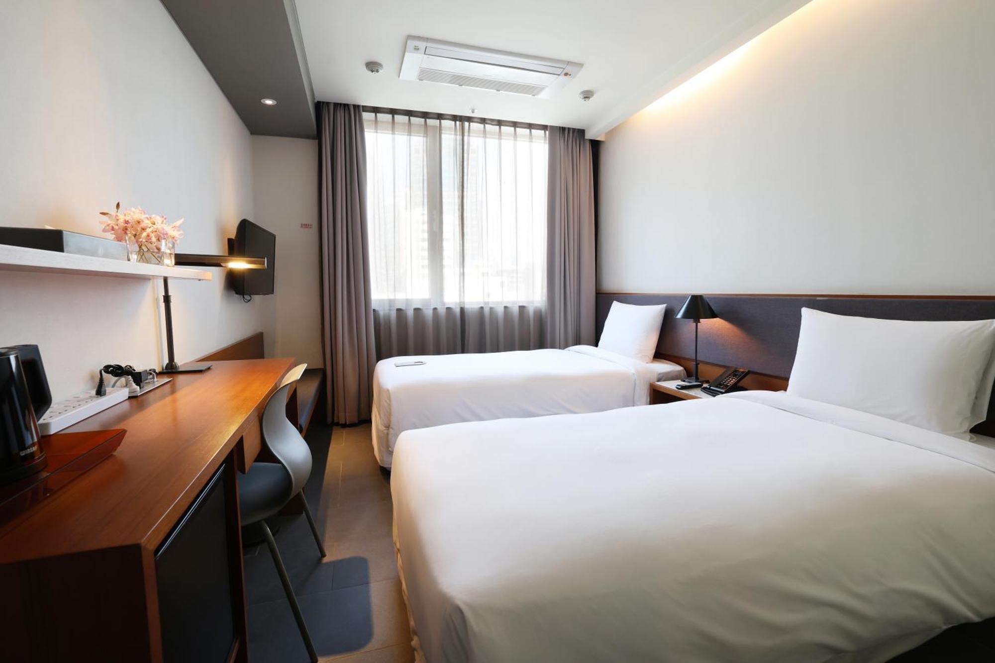 Seoul Hotel Shinshin Myeongdong المظهر الخارجي الصورة